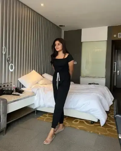 Call Girls Hadgaon Cash On Delivery